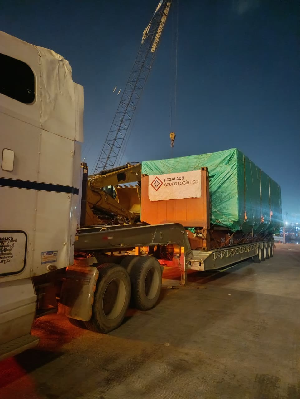 Placeholder: transporte de carga foráneo